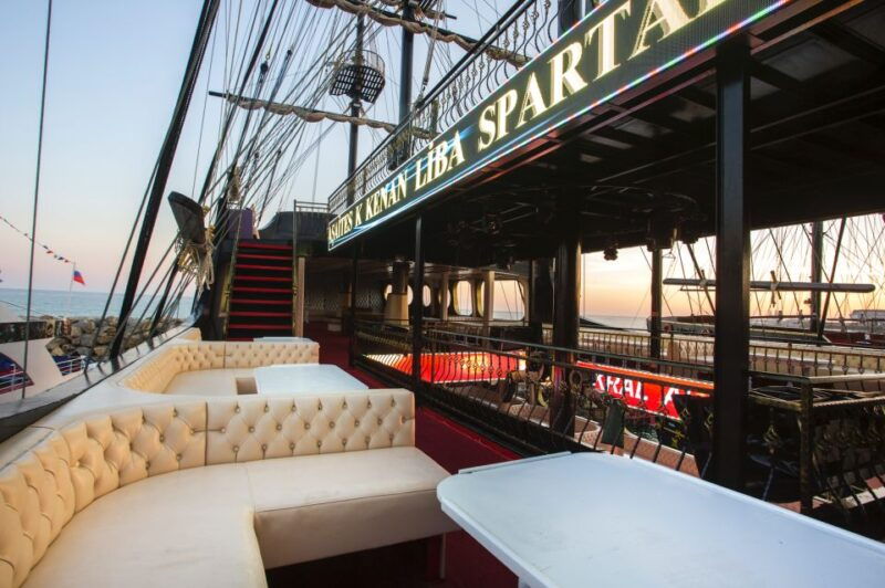 alanya-pirate-boat-tour-with-buffet-lunch-and-drinks