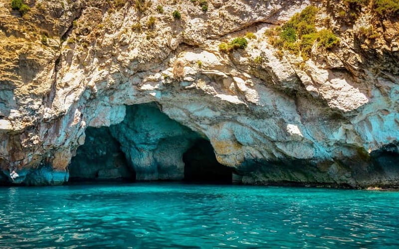 Alanya: Pirate Boat Tour with Lunch & Unlimited Soft Drinks - Setting Sail from Alanya: What You Can Expect  
