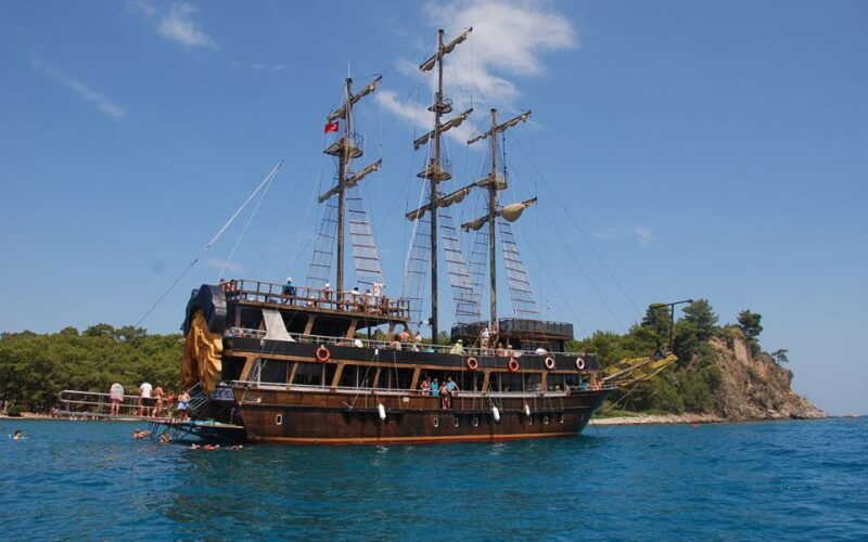 alanya-pirate-boat-tour-with-unlimited-soft-drinks-lunch
