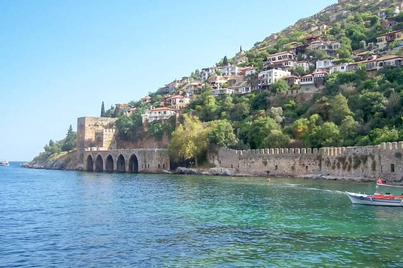 Alanya: Pirate Boat Trip with Lunch and Drinks - Introducing the Alanya Pirate Boat Trip with Lunch and Drinks