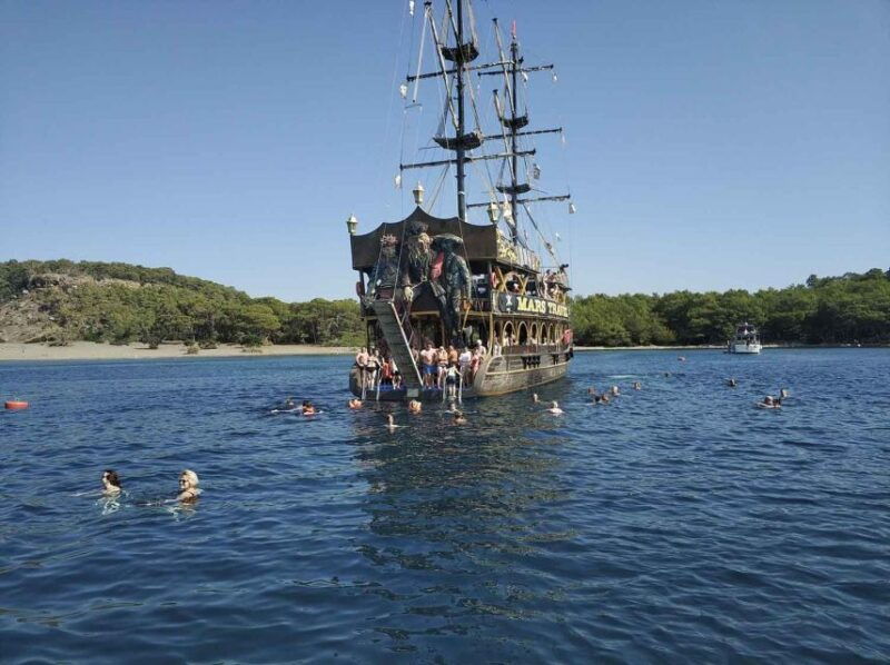 alanya-pirate-boat-trip-with-meal-drinks-and-pickup-option