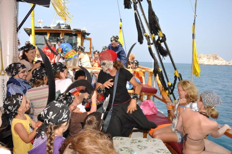 alanya-pirate-boat-trip-with-meal-drinks-and-pickup-option