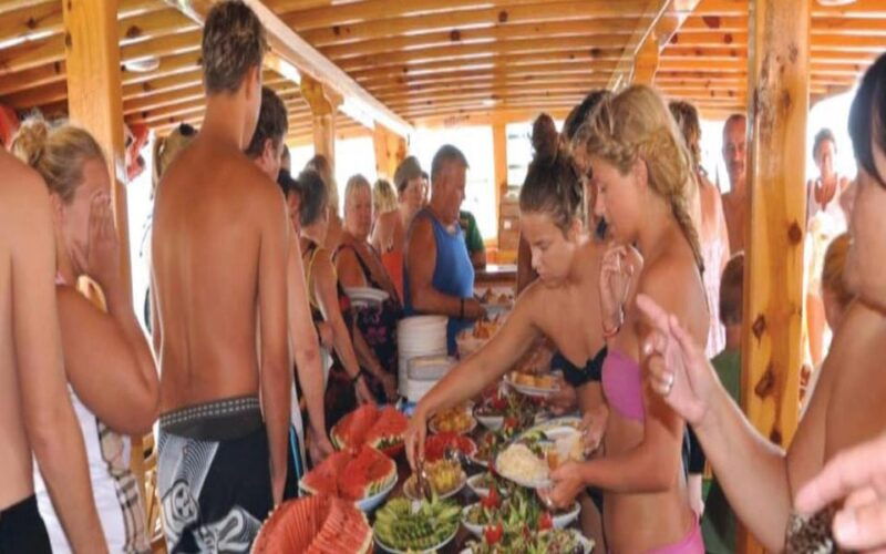 alanya-pirates-of-alanya-boat-tour-with-lunch-and-drinks