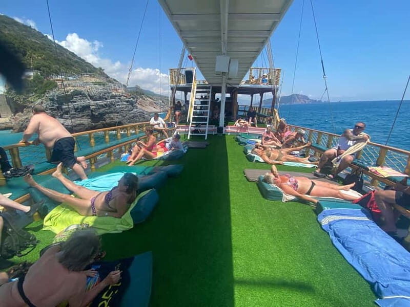 Alanya: Relaxing Boat Tour w/ Lunch, Without Foam Loud Music - Benefits of the Included Extras