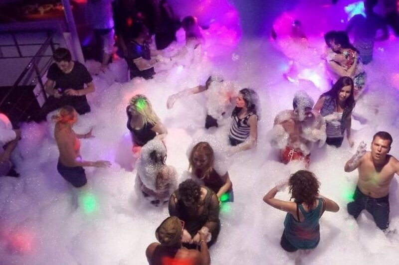 alanya-sunset-boat-foam-party-dinner-swimming-stops