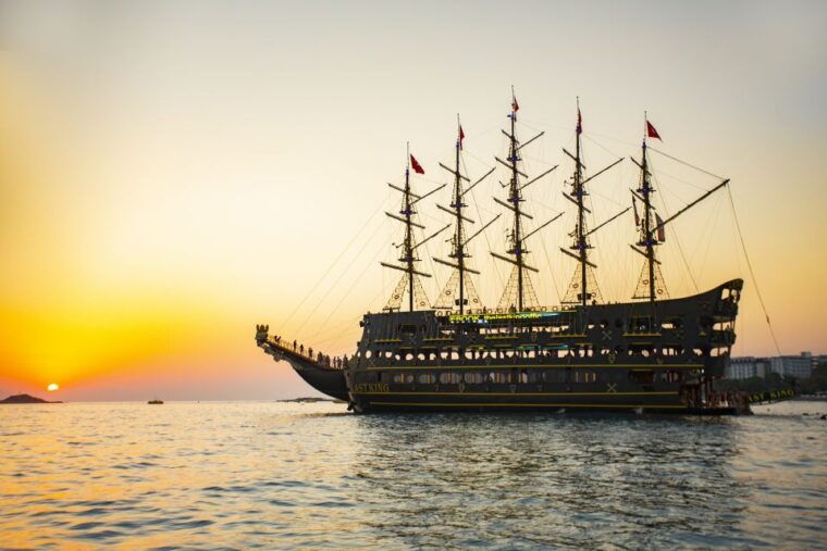 alanya-sunset-cruise-and-party-boat
