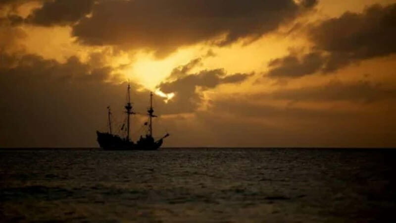 Alanya Sunset Pirate Boat: Music & Foam Party - What We Loved