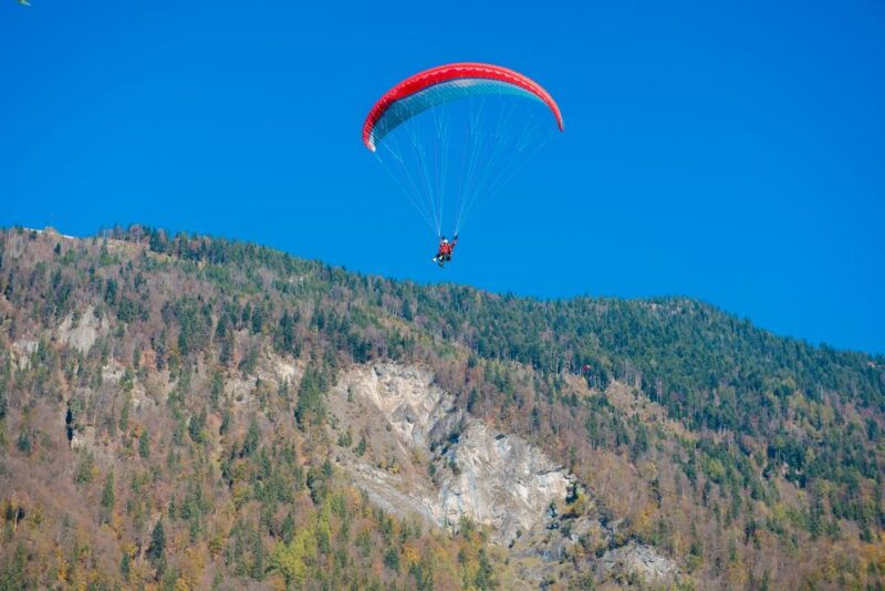 alanya-tandem-paragliding-experience-over-cleopatra-beach
