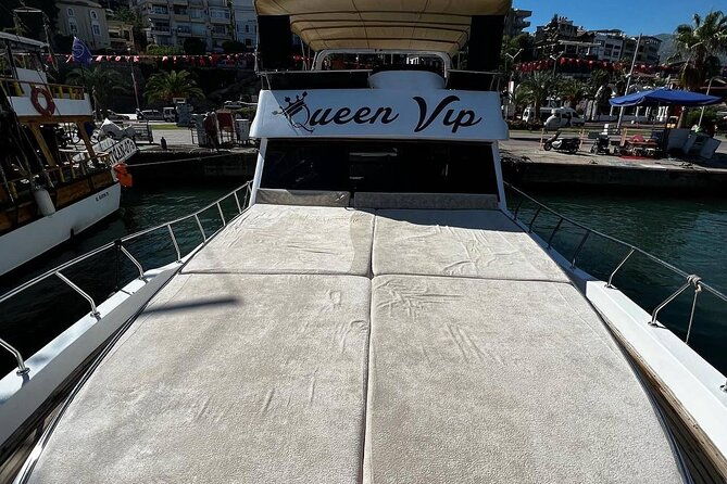 alanya-vip-yacht-tour-with-lunch-and-unlimited-soft-drink