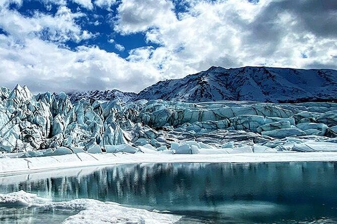 alaska-aurora-anchorage-matanuska-glacier-hiking-experience