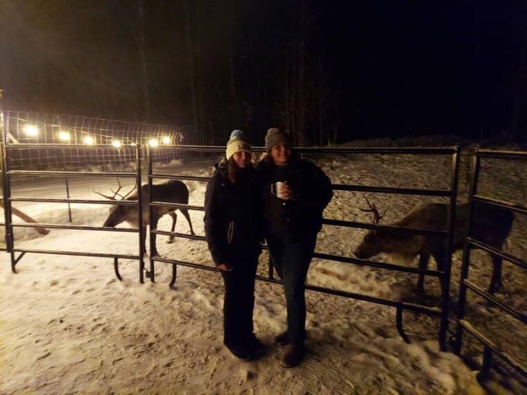 alaskan-fireside-cookout-with-reindeer-2