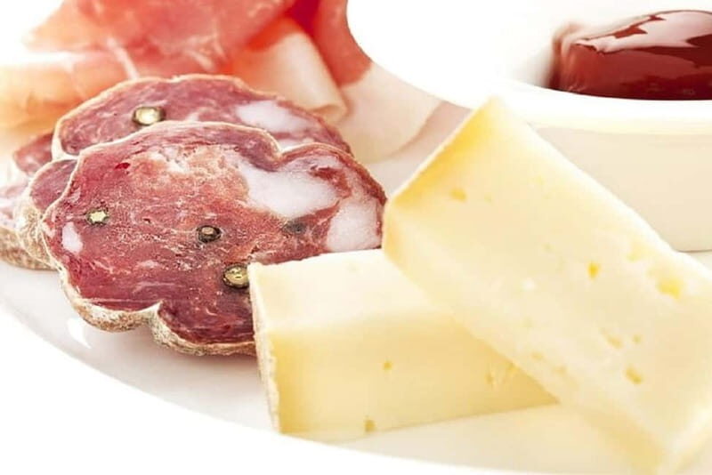Alba: History Walking Tour and Food Tasting with a Local - The Experience: What to Expect from Alba’s Food & History Tour