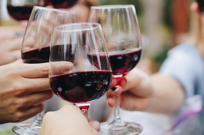 alba-walking-tasting-tour-food-wine-and-history
