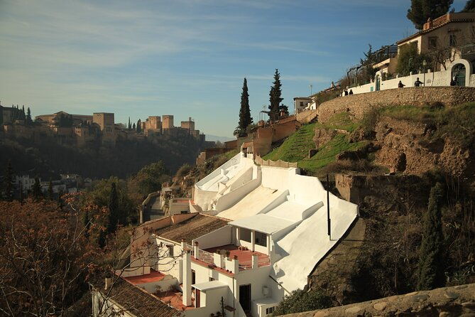 albaicin-sacramonte-electric-bike-tour-in-granada