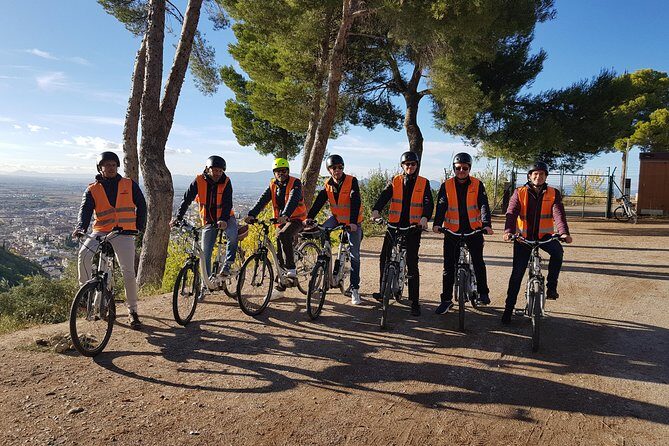 Albayzin and Sacromonte Electric Bike Tour in Granada - A Closer Look at the Experience
