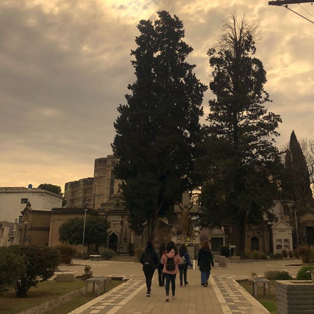 alberdi-neighborhood-revolutionary-identities-walking-tour
