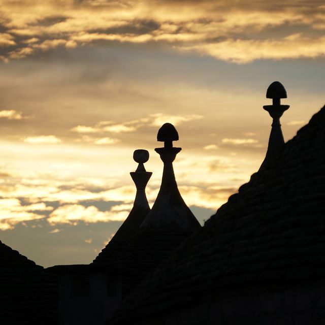 alberobello-walking-tour-among-trulli-houses-with-a-local