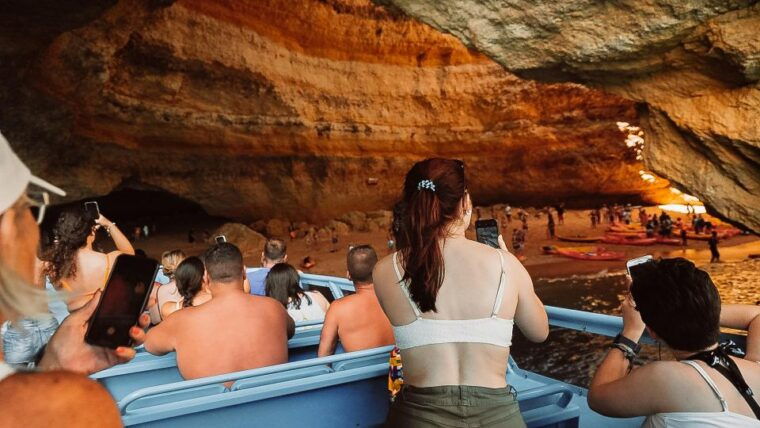 albufeira-2-5-hour-dolphin-watching-and-caves-trip