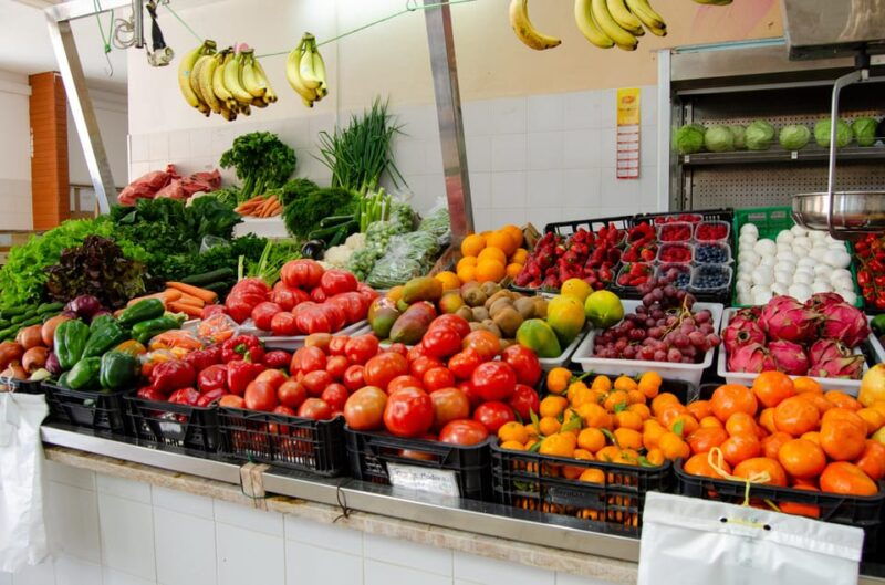 albufeira-a-local-experience-w-food-tasting-local-shops