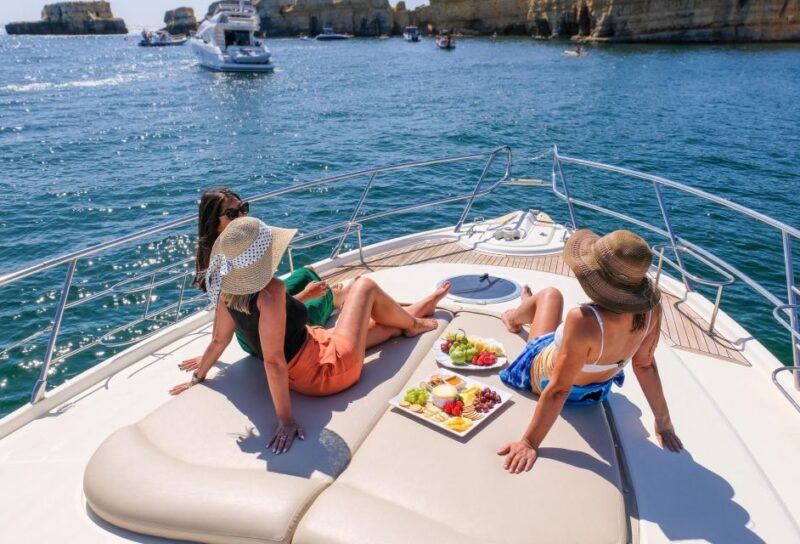 albufeira-algarve-private-sunset-yacht-charter