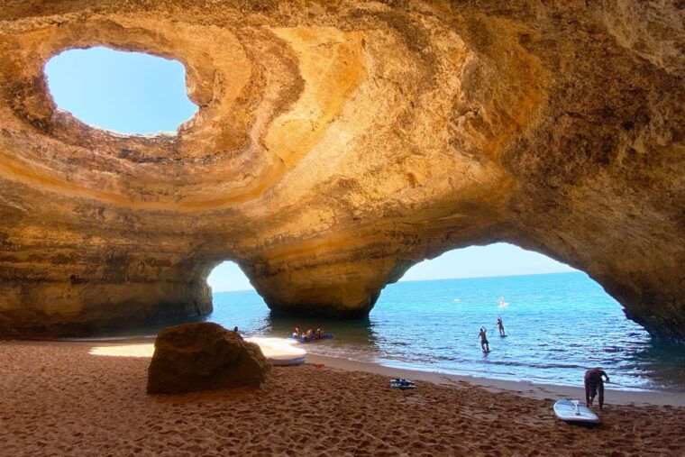 albufeira-benagil-caves-dolphin-watching-speed-boat-tour