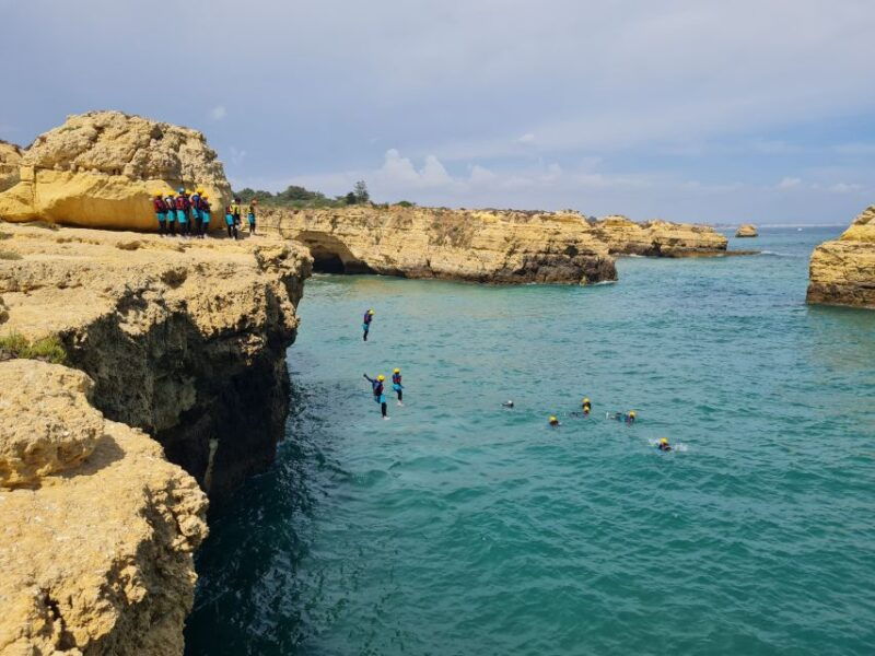 albufeira-guided-coasteering-tour-with-cliff-jumping