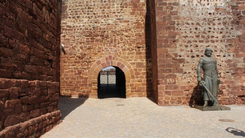 albufeira-silves-castle-and-chapel-of-bones-and-benagil