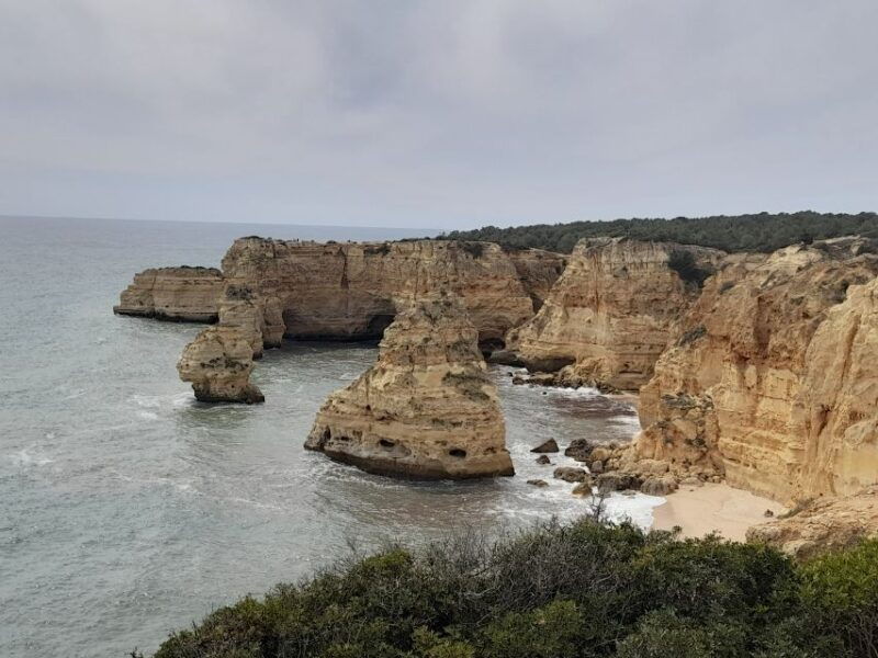 albufeira-silves-castle-marinha-beach-and-benagil
