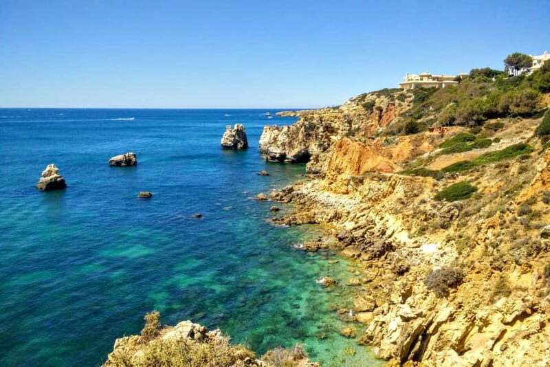 Albufeira: Tuk Tuk Ride with Old Town and Beaches - Discovering Albufeira: What to Expect During the Tour
