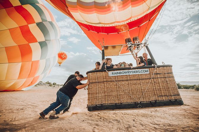 albuquerque-hot-air-balloon-ride-at-sunset
