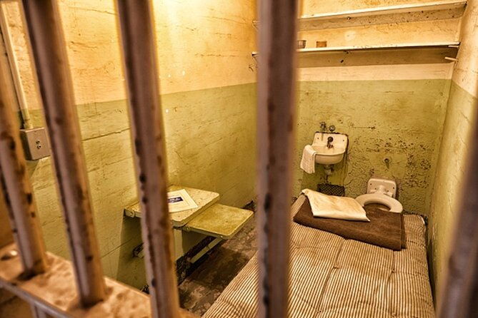 alcatraz-day-tour-and-1-day-city-bus-tour-in-san-francisco