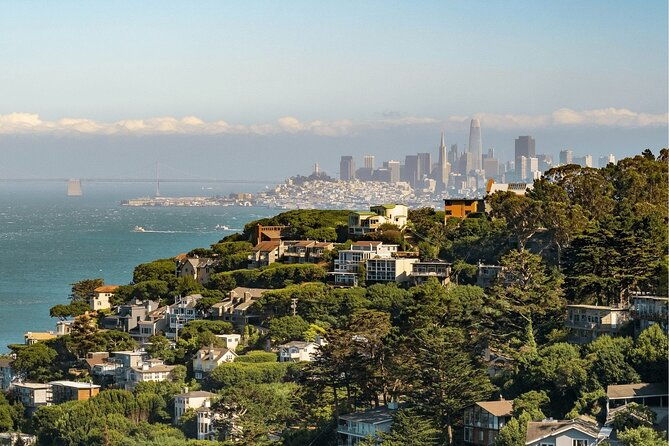 alcatraz-day-tour-and-aquarium-with-muir-woods-and-sausalito-tour