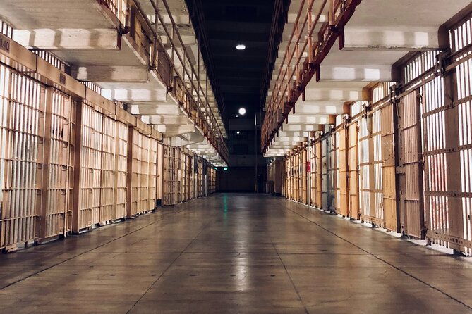 alcatraz-day-tour-and-san-francisco-bay-cruise