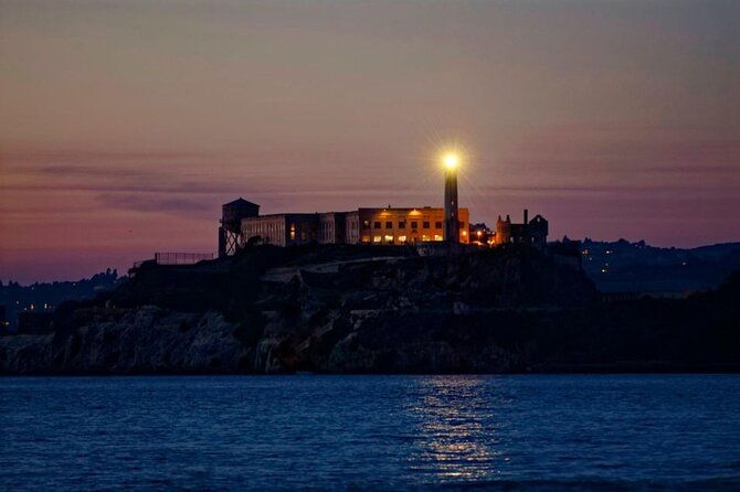 alcatraz-night-tour-with-muir-woods-and-sausalito