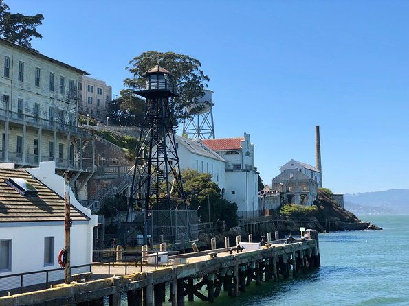 alcatraz-tour-plus-muir-woods-and-sausalito-day-trip