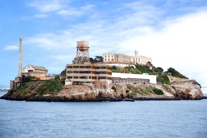 alcatraz-with-muir-woods-and-sausalito-tour