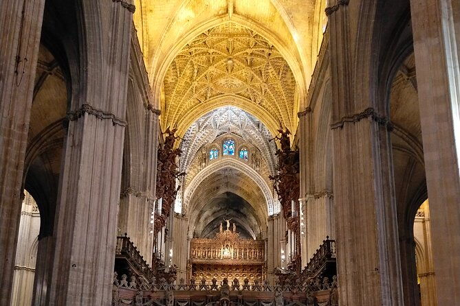 alcazar-and-cathedral-the-must-sees-private-tour