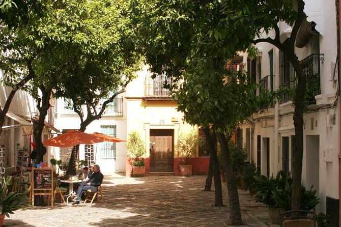 alcazar-and-jewish-quarter-guided-walking-tour-in-seville