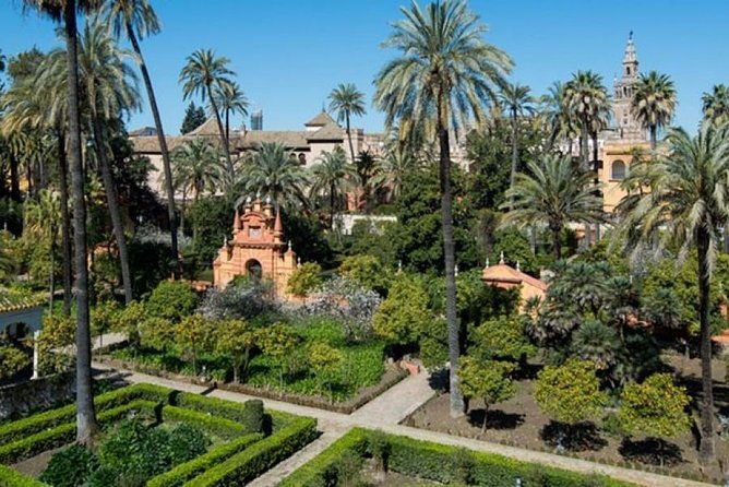 alcazar-cathedral-and-giralda-with-entrance-included