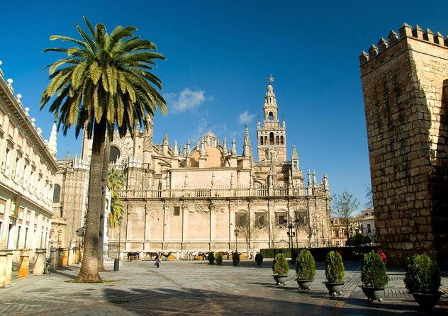 alcazar-guided-day-tour-in-seville