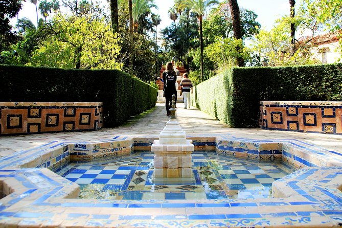 alcazar-of-seville-reduced-group-tour