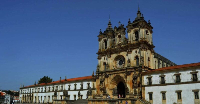 alcobaca-and-batalha-monasteries-private-tour-2