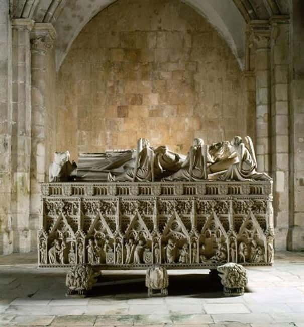 Alcobaça: Entry to UNESCO Alcobaça Monastery - Why This Tour Works Well