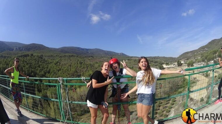 alcoi-bridge-3-second-free-fall-with-triple-security