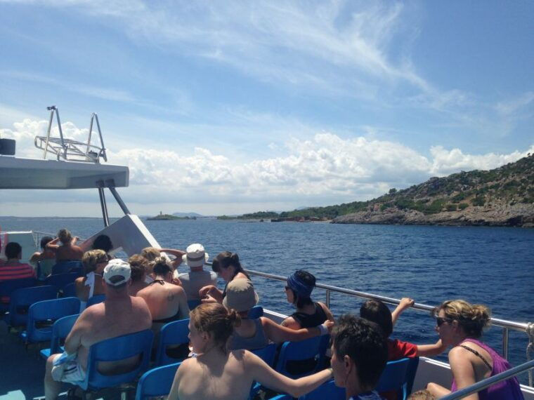 alcudia-boat-trip-to-coll-baix
