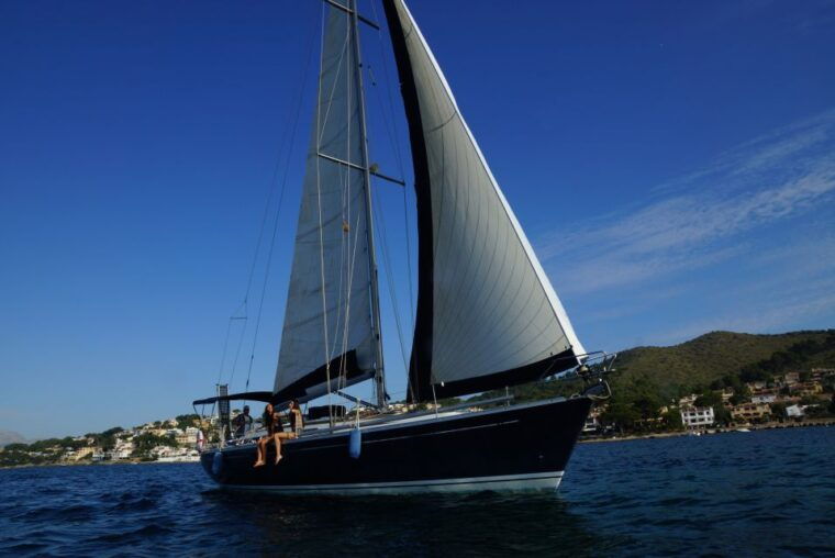 alcudia-romantic-sailing-trip-with-diner-for-2