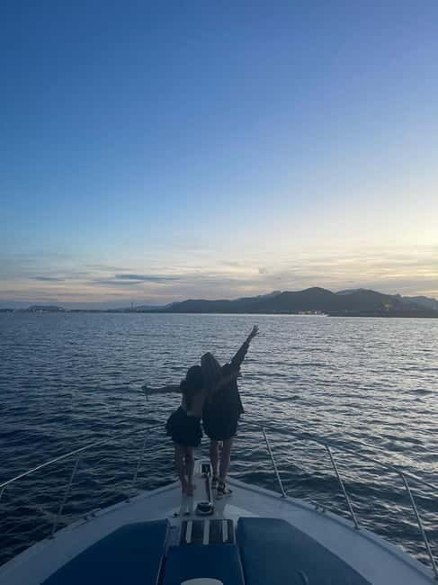 Alcudia Sunset Boat Trip : Music & Drinks with MIKE ROGERS - Who Is This Experience Best Suited For?