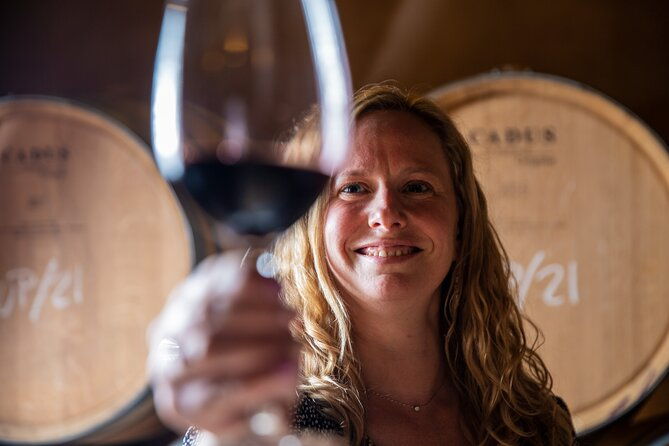 alcudia-winecellar-tour-with-vineyard-visit-tasting-of-5-wines