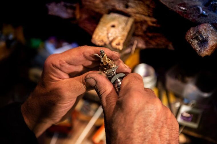 alessandro-dari-jewelry-museum-atelier-and-school