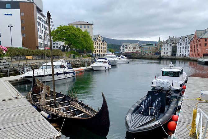 alesund-3-hrs-private-tour-medieval-village-sunnmore